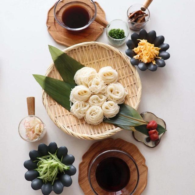そうめんを茹でる時に「梅干し」を入れると安いそうめんが高級なそうめんになる！