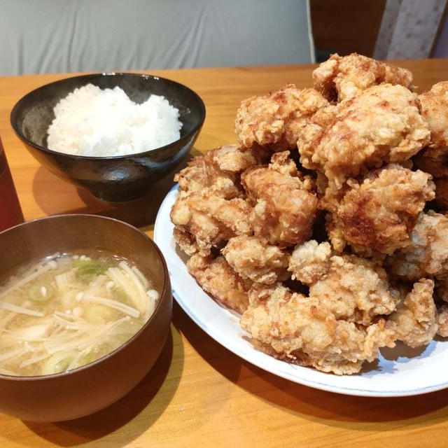 今夜はからあげタワーで乾杯した日と三女の困ったおやつ事情…