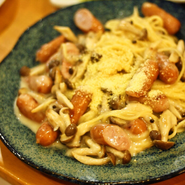 クリームパスタ