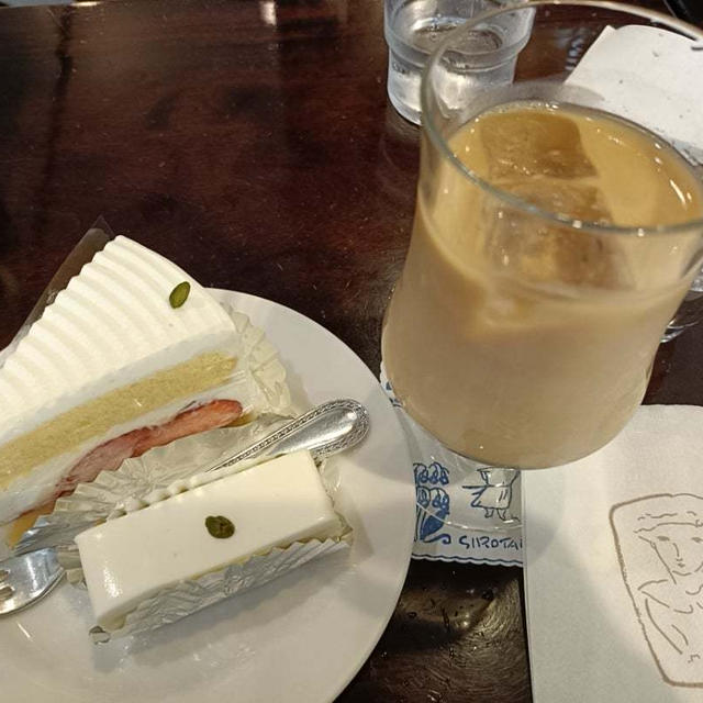 しろたえ