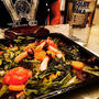 【Instagram】ヘルシー料理に目覚めた夫が作る野菜料理がダイナミック。奥に見えるウォッカは気にしない〜#オーブン #オーブン料理 #ヘルシー