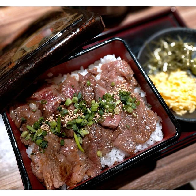 厳選和牛ひつまぶしと牛タンコース@焼肉・ホルモン「牛林」浦和