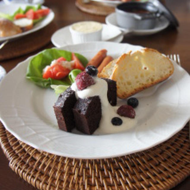 週末～小麦粉、チョコ不使用おからココアケーキ。ソニーレッスン。一刻堂ラーメン。～