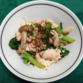 鶏むね肉と菜花とブナシメジの中華和え