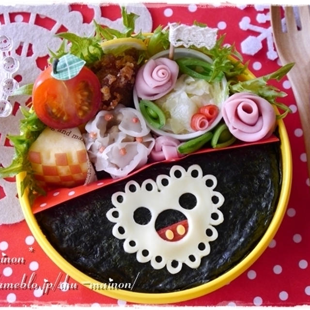 ＊遅刻でごめんね；きよっぺちゃんハピバ☆くり抜きミッキー弁当★キャラ弁＊
