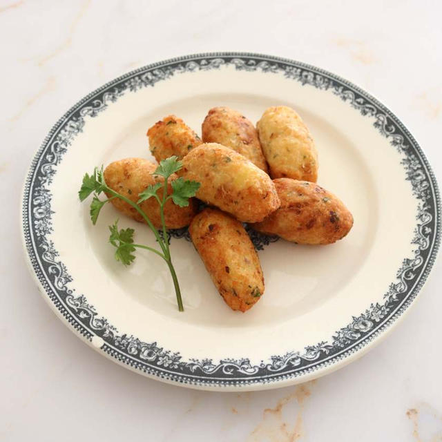 ポルトガル料理「バカリャウのコロッケ」＜ENOTECA＞