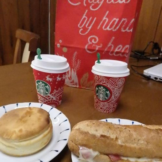 昨日、帰りにスタバに