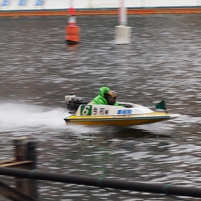 競艇ボートを流し撮り #ボートレース平和島 #カメラガールズ 