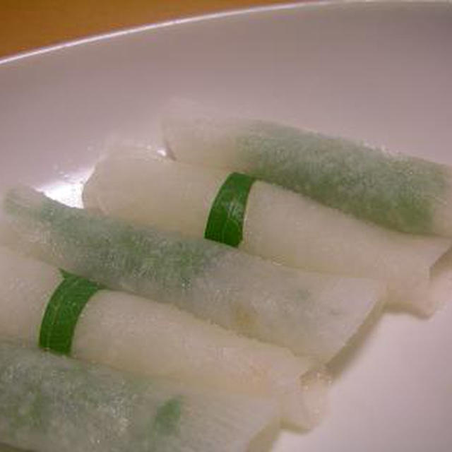 甘酸っぱい　大根の千枚漬け風