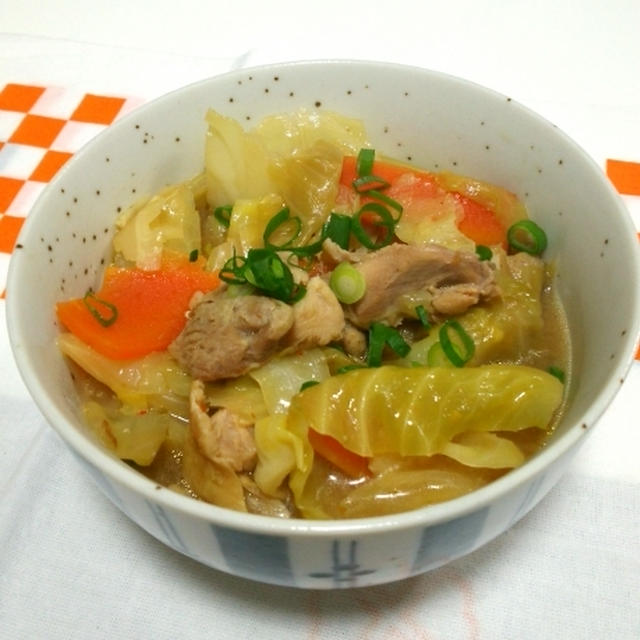 鶏とキャベツの味噌煮込み