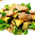 豚肉とピーマン、ズッキーニのエスニック炒め