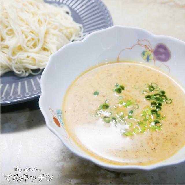 もう普通のめんつゆには戻れない！アレを混ぜるだけでそうめんが一瞬で無くなる！『ゴマドレそうめん』の作り方
