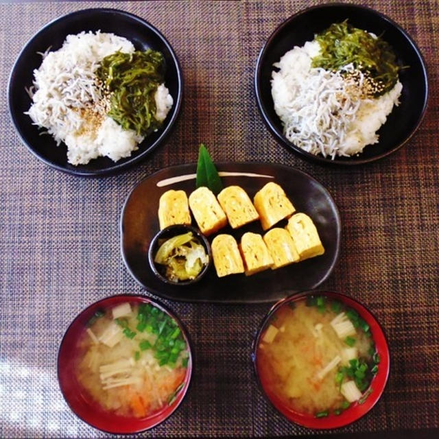 叩きめかぶではないのですが・・・めかぶしらす丼（笑）