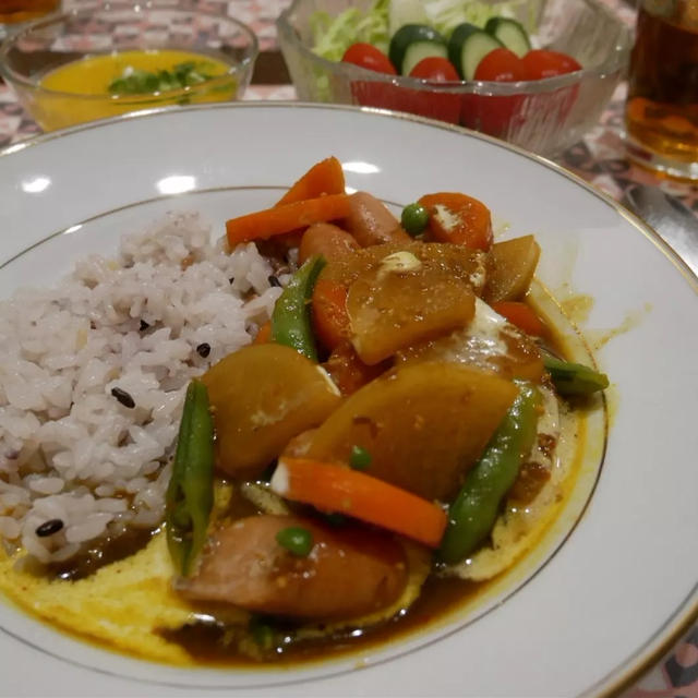 GABANスパイスで作るソーセージと大根のスパイスカレー