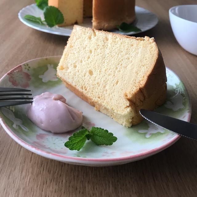 桜あんシフォンケーキ