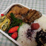 今日のお弁当・・キャベツたっぷりミンチカツボール♪