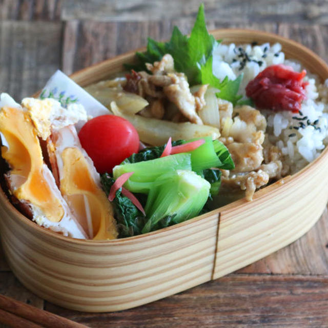 新玉ねぎ甘くて美味しい！豚こま肉と新玉のバター生姜焼き