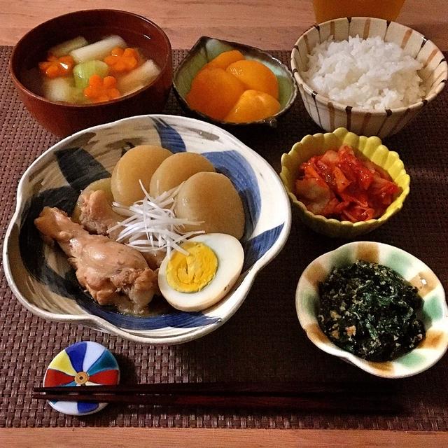 19.【40分】大根と手羽元の煮物/ネギと人参の味噌汁/ニラの胡麻マヨ和え