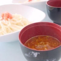 冷やしうどん☆温かトマトつゆ。
