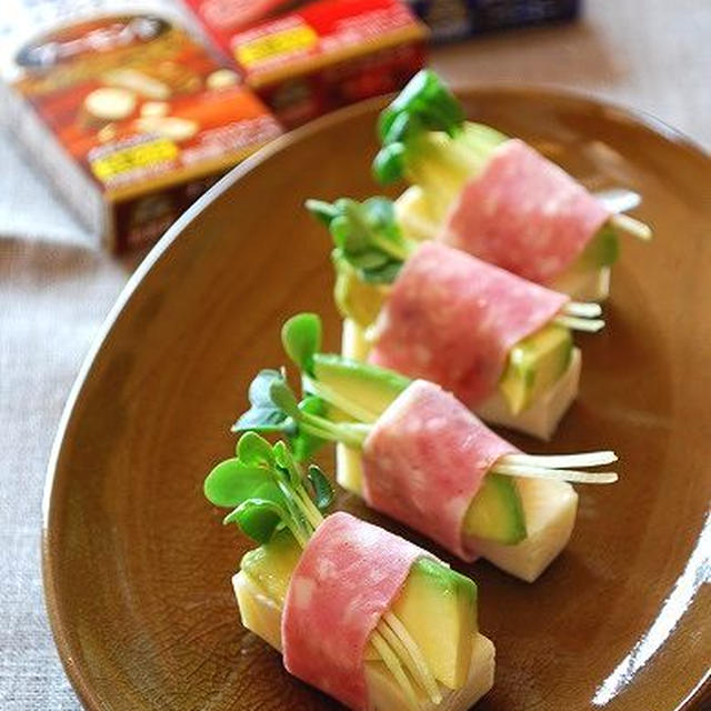 小岩井製品で♪アボカドハムチーズ