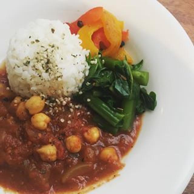 挽き立てスパイスベジカレー