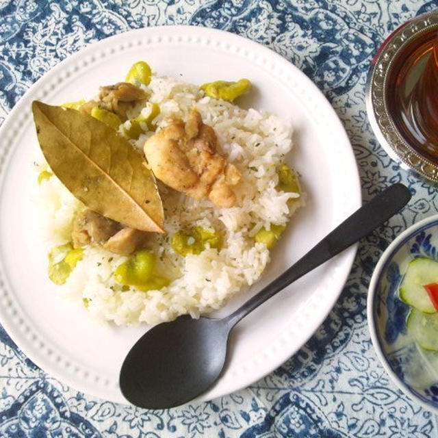 空豆と鶏肉のレバノン風ごはん