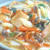 山盛り野菜でボリュームたっぷり＆ヘルシー！鮭と白菜、しめじ、にんじん、にらの八宝菜風。