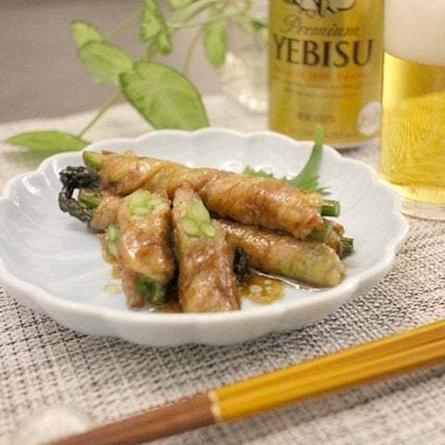 細アスパラ3本束ねて、ジューシー❤️アスパラ肉巻の照り焼き
