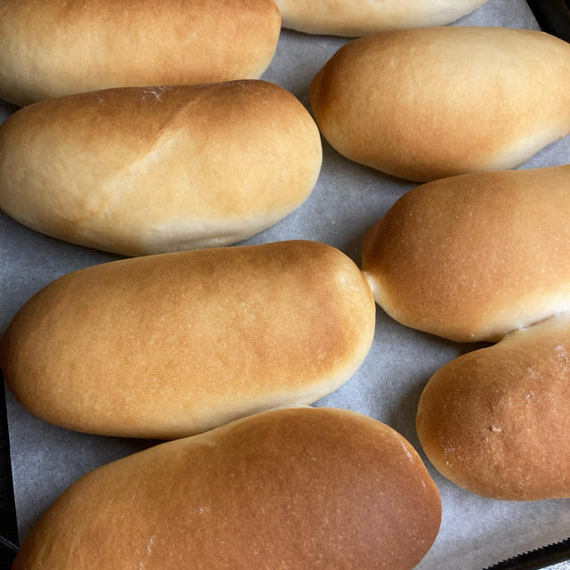 コッペパンと晩ご飯(新じゃがコロッケ)