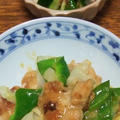 鶏とキャベツとピーマンの味噌炒めとウメカツきゅうり