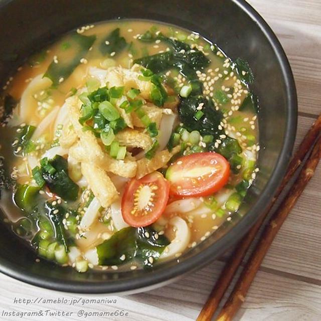 ☆リケンのわかめスープ　焙煎ごまスープ de わかめたっぷりピリ辛ぶっかけうどん