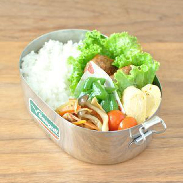 チーズ入りハンバーグ弁当