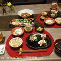 4/26の晩ごはん　買ってきたお寿司とお惣菜を並べただけですが(笑)