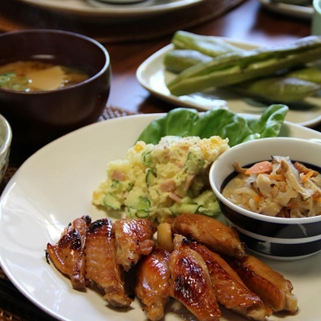 手羽中のにんにくしょうゆ漬け・グリル焼き。