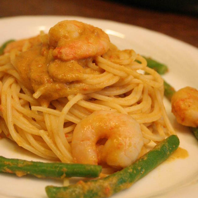 エビの程よいトマトソースパスタで晩ごはん♫