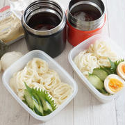大会弁当。（親子弁）