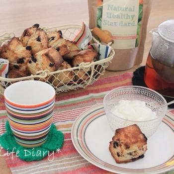 ホシノでブルーベリークリチのスコーン