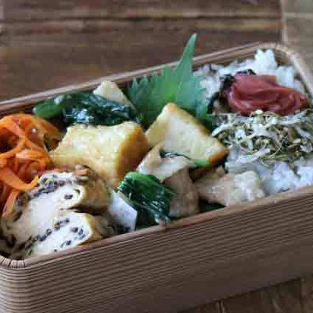 小松菜で迷ったらコレ！豚こま肉と厚揚げと小松菜の中華炒め弁当