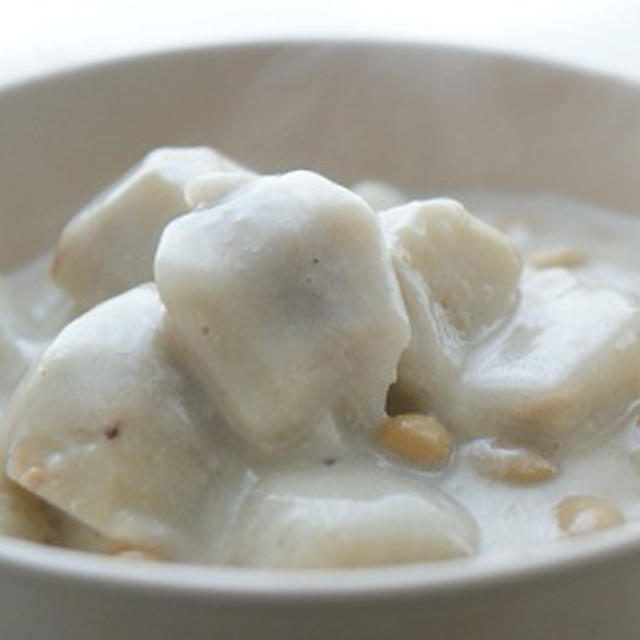 里芋と大豆のミルク煮