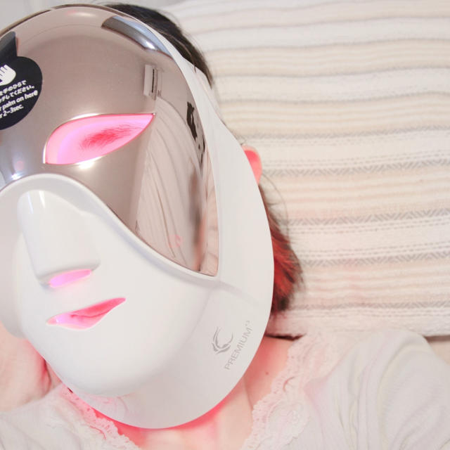 ♪ マスク型美顔器～セルリターンプレミアムマスク～