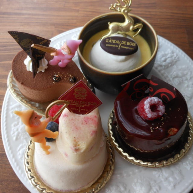 クリスマスは髪を切りに行きました。