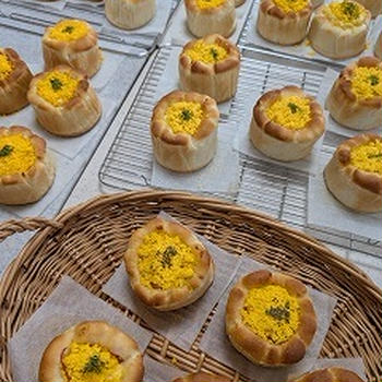 牛乳パックでリング型を作りベーコンタルタルミモザパン作り①！！