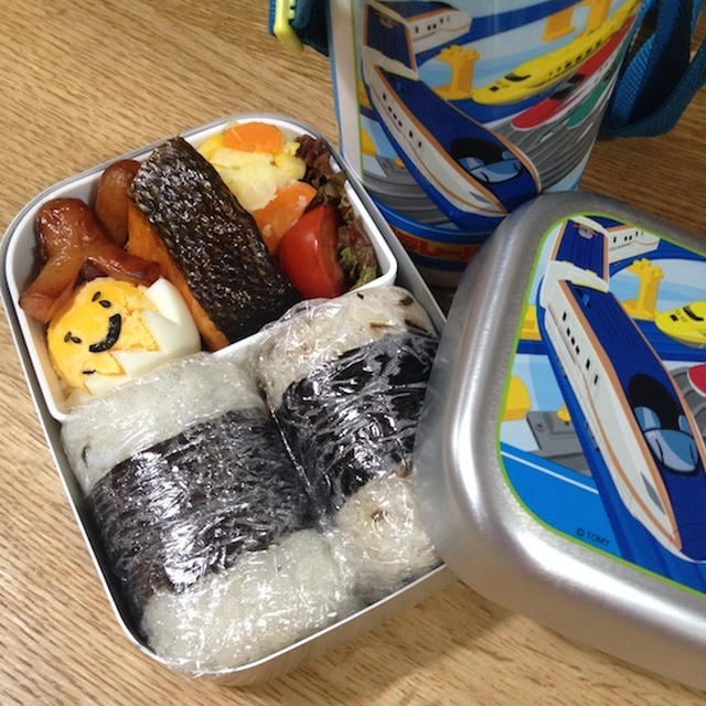 お弁当のおかずの希望がシブい　「息子初弁当」