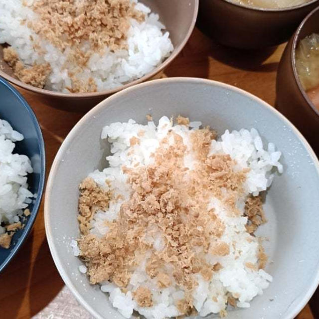 今朝の朝ごはんはこんな感じでした