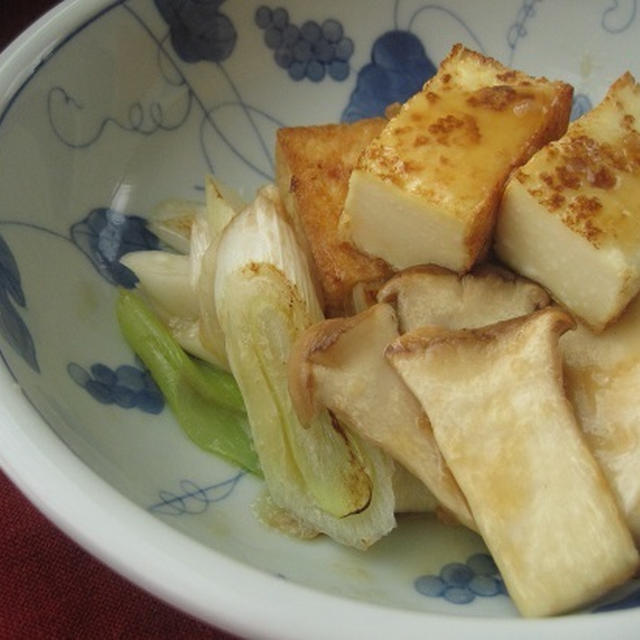 簡単な1品焼き厚揚げにじんわり生姜