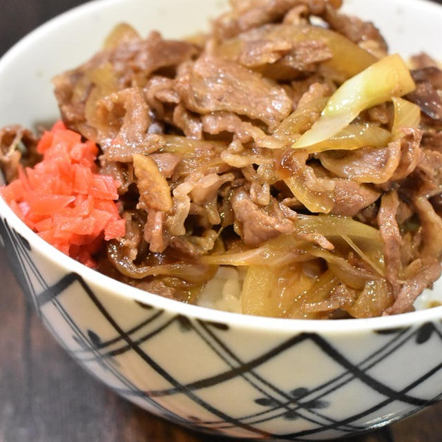 ガッツリ正統派！にんにく牛丼