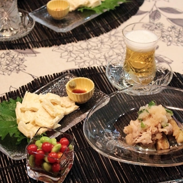 涼菜3種と淀川の花火大会。