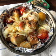 フォカッチャで簡単な朝ごはん＊フォカッチャと野菜のチーズ焼き