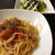 昼ごはん。トマトとベーコンのパスタと豆苗。