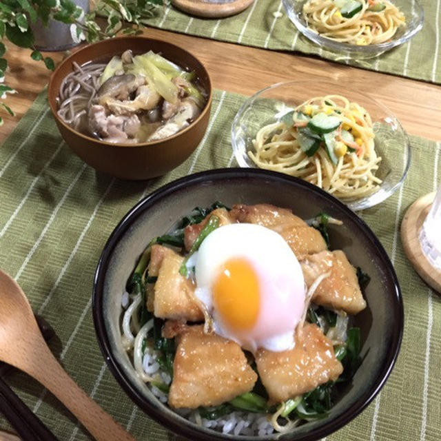 男子喜ぶがっつり丼！豚バラ肉の味噌たま丼♪…試合3日前の献立。